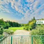 Emg In Alleinlage Mit Privatsee Jacuzzi Und Sauna Fuer Bis Zu 22 Personen Bei Osnabrueck *