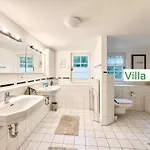 Emg In Alleinlage Mit Privatsee Jacuzzi Und Sauna Fuer Bis Zu 22 Personen Bei Osnabrueck * Preußisch Oldendorf