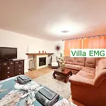 Emg In Alleinlage Mit Privatsee Jacuzzi Und Sauna Fuer Bis Zu 22 Personen Bei Osnabrueck וילה *