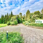 Emg In Alleinlage Mit Privatsee Jacuzzi Und Sauna Fuer Bis Zu 22 Personen Bei Osnabrueck Preußisch Oldendorf