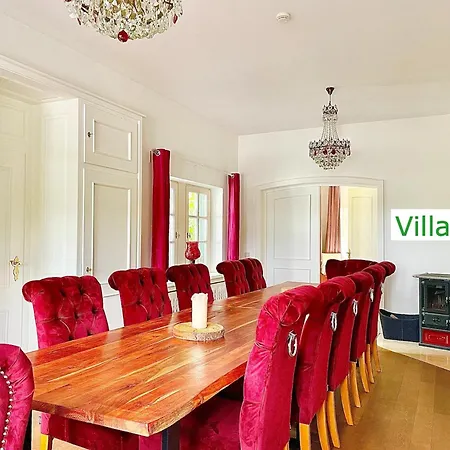Villa Emg Osnabrueck Bielefeld In Preussisch-oldendorf, Alleinlage, Eigene Wald Und See, Jacuzzi, Sauna Fuer Familien Gruppen Bis 20 Personen