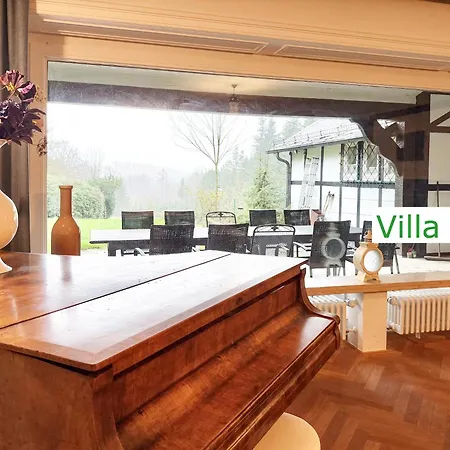 Emg In Alleinlage Mit Privatsee Jacuzzi Und Sauna Fuer Bis Zu 22 Personen Bei Osnabrueck * Preußisch Oldendorf