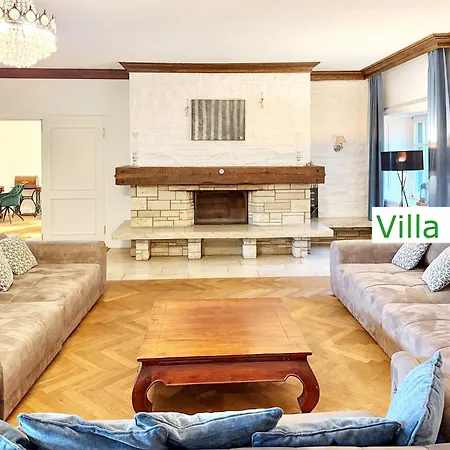 Emg In Alleinlage Mit Privatsee Jacuzzi Und Sauna Fuer Bis Zu 22 Personen Bei Osnabrueck Villa *