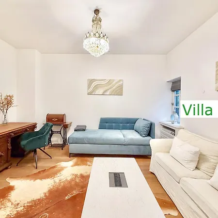 Villa Emg In Alleinlage Mit Privatsee Jacuzzi Und Sauna Fuer Bis Zu 22 Personen Bei Osnabrueck Preußisch Oldendorf