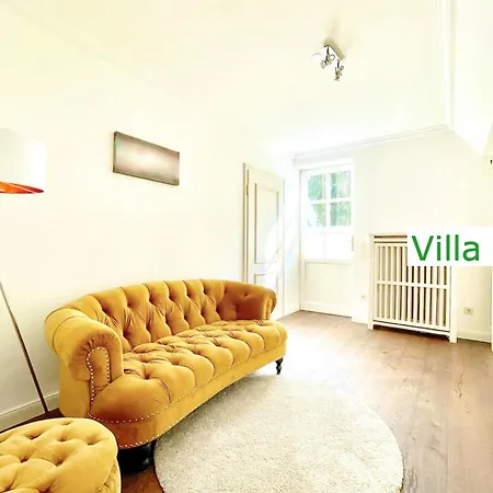 Villa Emg In Alleinlage Mit Privatsee Jacuzzi Und Sauna Fuer Bis Zu 22 Personen Bei Osnabrueck *