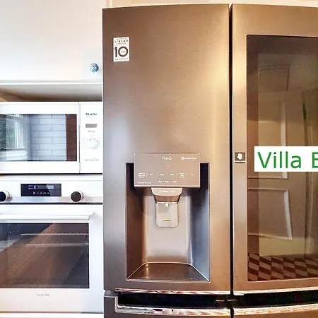 Villa Emg In Alleinlage Mit Privatsee Jacuzzi Und Sauna Für Bis Zu 22 Personen Bei Osnabrück