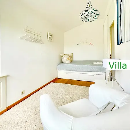 Villa Emg In Alleinlage Mit Privatsee Jacuzzi Und Sauna Fuer Bis Zu 22 Personen Bei Osnabrueck