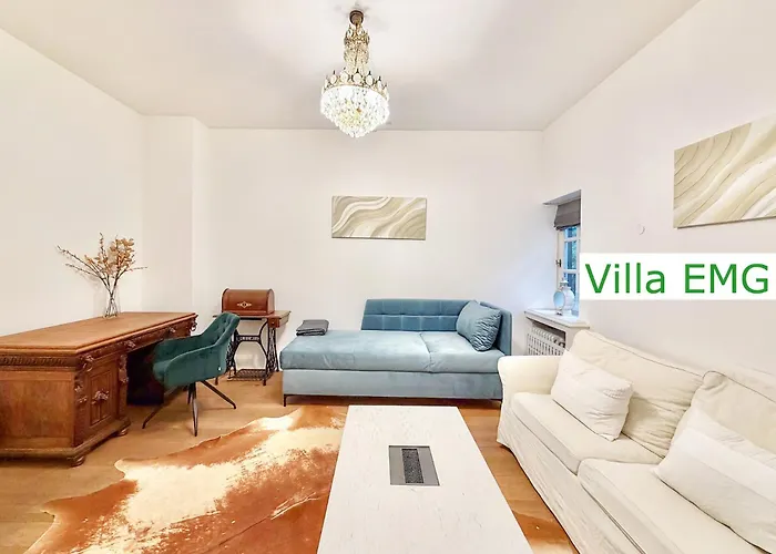 Villa Emg In Alleinlage Mit Privatsee Jacuzzi Und Sauna Fuer Bis Zu 22 Personen Bei Osnabrueck Preussisch Oldendorf