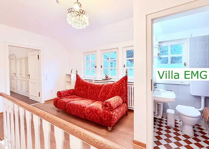 Emg In Alleinlage Mit Privatsee Jacuzzi Und Sauna Fuer Bis Zu 22 Personen Bei Osnabrueck * Preussisch Oldendorf